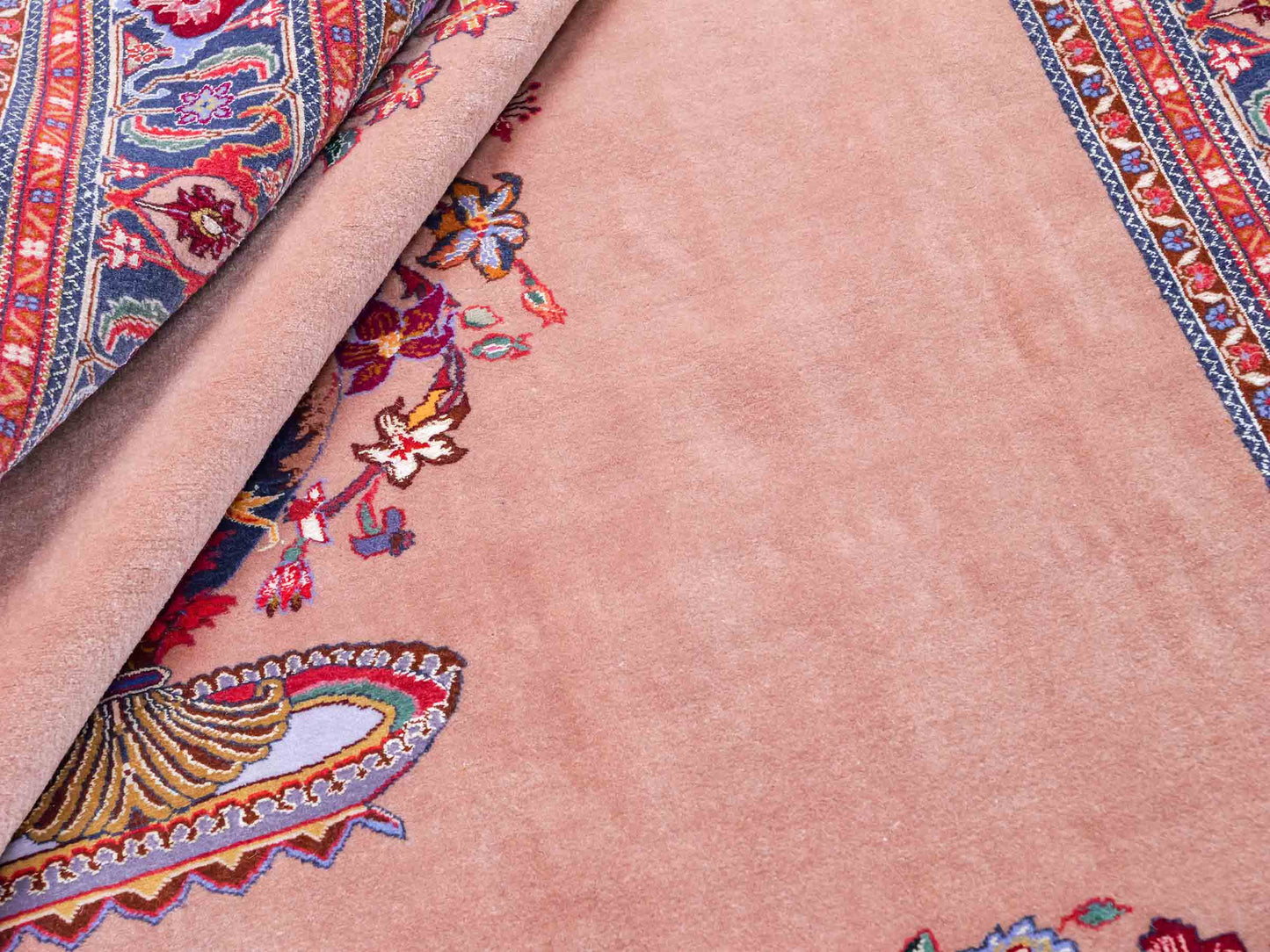 Sehr feiner, antiker, handgeknüpfter Afghan Orientteppich aus Wolle von Khademi. Größe: 260 x 142 cm. Farbe: Beige. Verkauf durch JUPITER Intl.