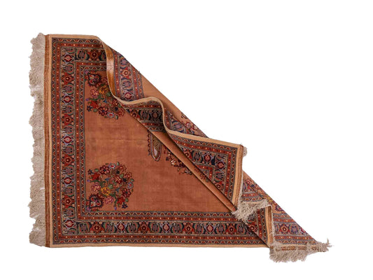Sehr feiner, antiker, handgeknüpfter Afghan Orientteppich aus Wolle von Khademi. Größe: 260 x 142 cm. Farbe: Beige. Verkauf durch JUPITER Intl.