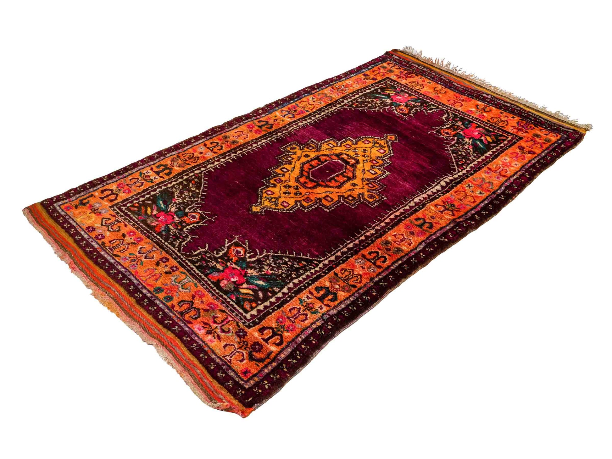 Handgeknüpfter, antiker Russia Orientteppich aus Wolle von Khademi. Farbe: Violett, lila, gelb. Größe: 202 x 113 cm. Vertrieb durch JUPITER Intl.