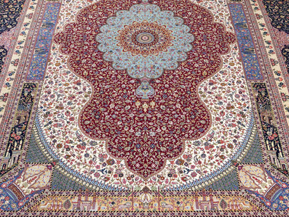 Sehr feiner, handgeknüpfter Khademi Orientteppich mit Ghom Design aus Wolle mit Seide, blau, rot. 288x207 cm. Vertrieb durch Jupiter Intl.