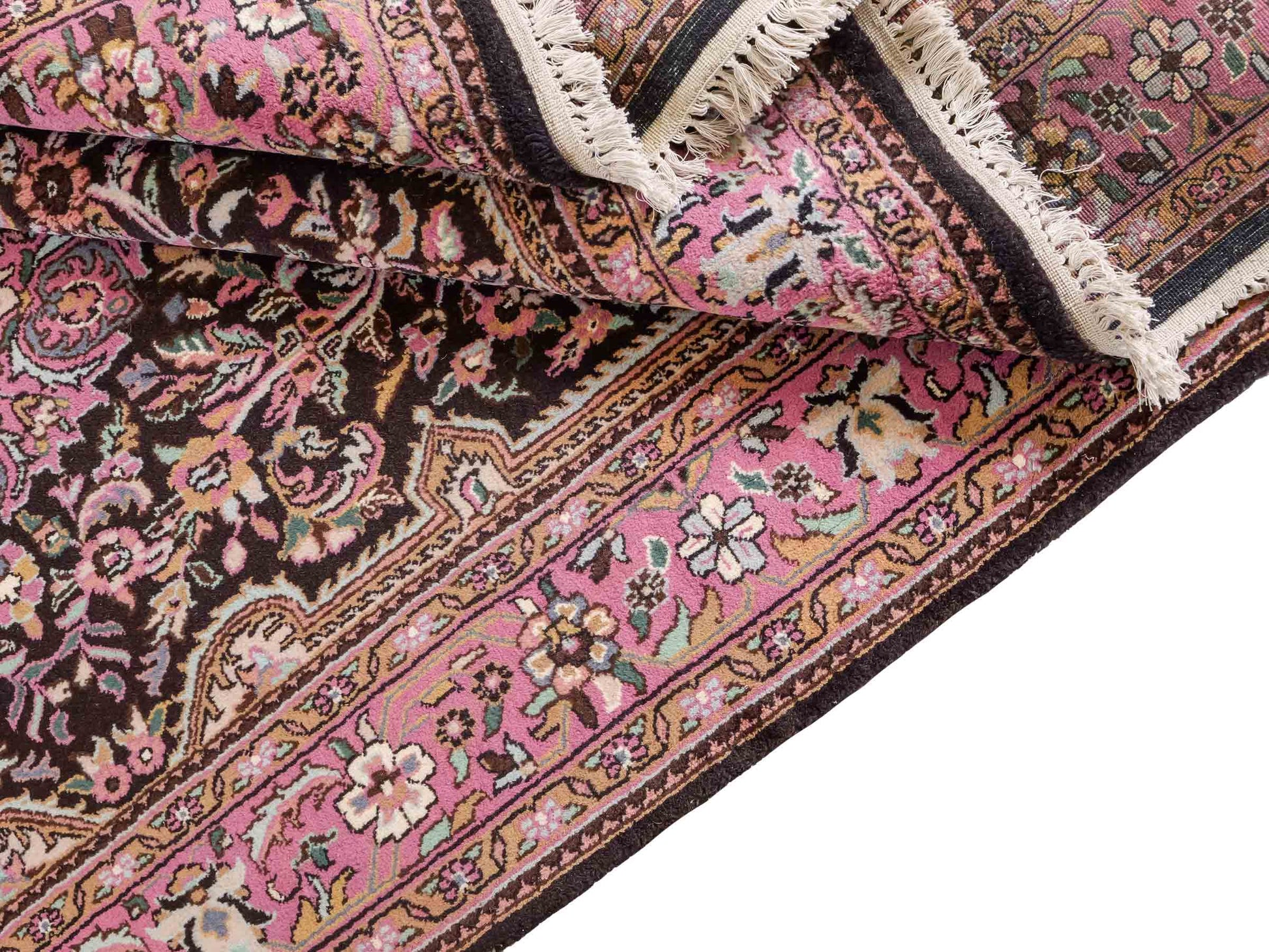 Feiner, handgeknüpfter Indo Keshan Orientteppich aus Wolle von Khademi. Größe 269 x 170 cm. Farbe: Braun,, rosa. Verkauf durch JUPITER Intl.