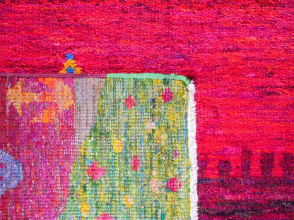 Moderner, handgeknüpfter Indo Loribaft Orientteppich von Khademi aus Sari Seide, rot, mehrfarbig. Abstraktes Nomaden-Design. Von Hand geknüpft in Indien. Größe: 232x163cm. Teppichnummer: KB4-1504. Verkauf durch Jupiter Intl.