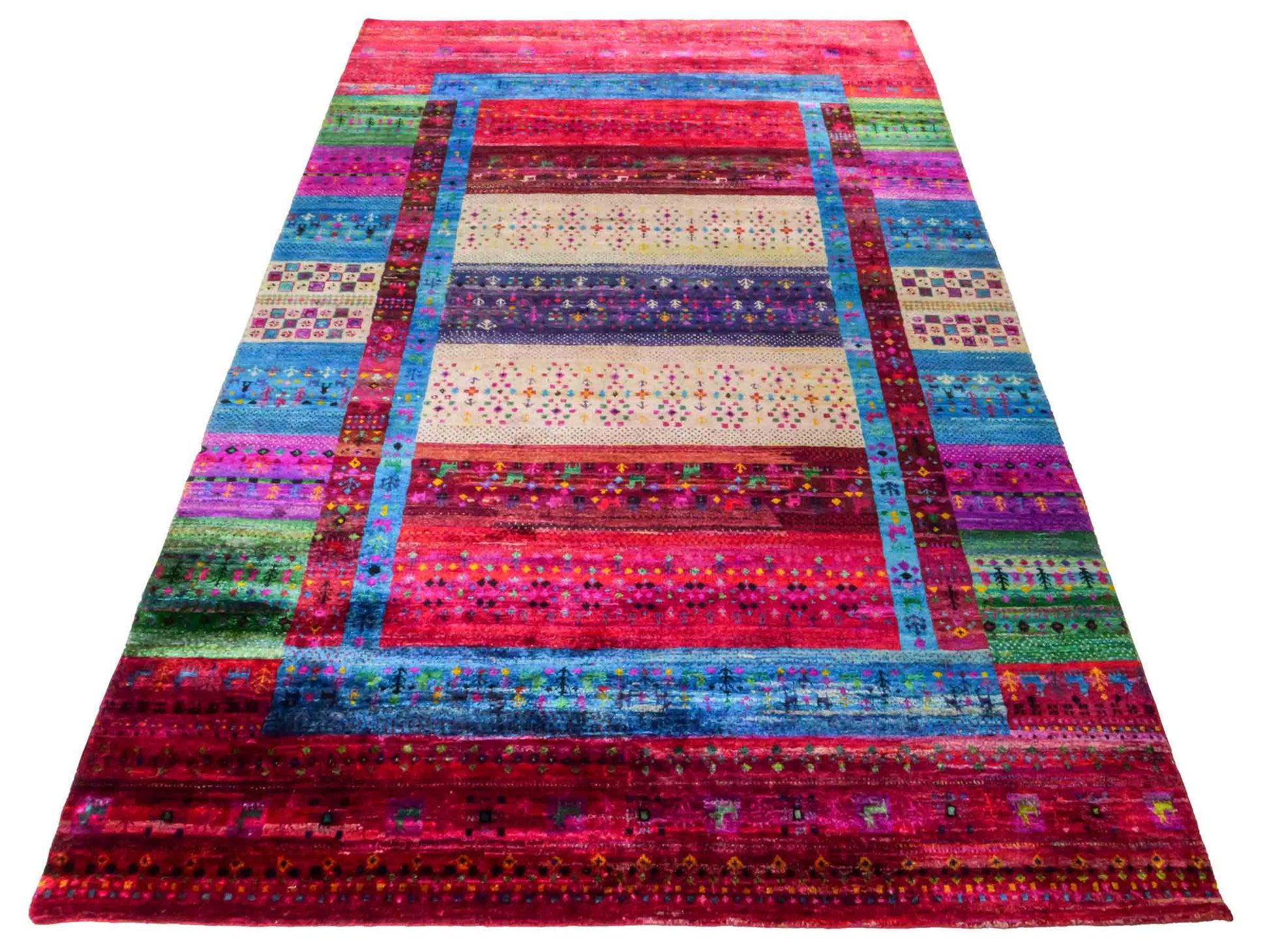 Moderner, handgeknüpfter Indo Loribaft Orientteppich von Khademi aus Sari Seide, rot, mehrfarbig. Geometrisches Nomaden-Design. Von Hand geknüpft in Indien. Größe: 276x182cm. Teppichnummer: KB4-1500. Verkauf durch Jupiter Intl.