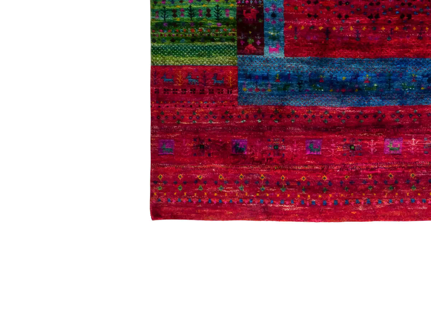 Moderner, handgeknüpfter Indo Loribaft Orientteppich von Khademi aus Sari Seide, rot, mehrfarbig. Geometrisches Nomaden-Design. Von Hand geknüpft in Indien. Größe: 276x182cm. Teppichnummer: KB4-1500. Verkauf durch Jupiter Intl.