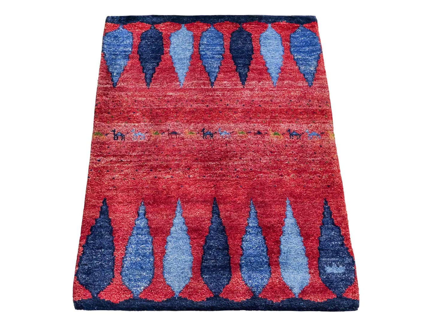 Handgeknüpfter Indo Loribaft Orientteppich von Khademi aus Viskose, Nomaden-Design, rot, blau. Von Hand geknüpft in Indien. Größe: 89x63cm. Teppichnummer: KB4-1742. Verkauf durch Jupiter Intl.