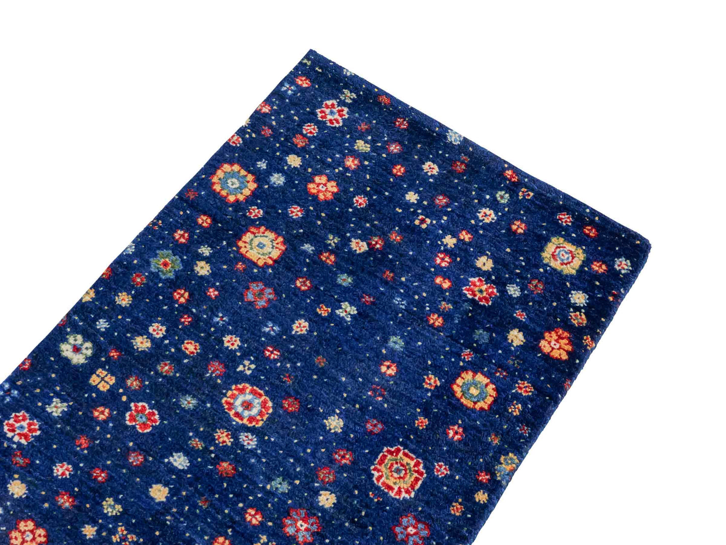 Handgeknüpfter Indo Loribaft Orientteppich von Khademi aus Wolle, blau. Florales Nomaden-Design. Von Hand geknüpft in Indien. Größe: 87x58cm. Teppichnummer: KB4-1743. Verkauf durch Jupiter Intl.