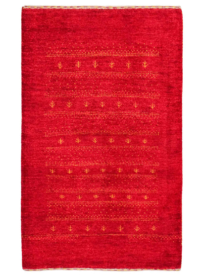Handgeknüpfter Indo Loribaft Orientteppich von Khademi aus Wolle, rot. Geometrisches Nomaden-Design. Von Hand geknüpft in Indien. Größe: 90x63cm. Teppichnummer: KB4-1756. Verkauf durch Jupiter Intl.