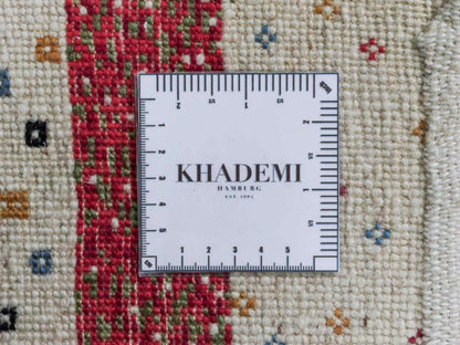 Handgeknüpfter Indo Loribaft Orientteppich von Khademi aus Wolle, cremeweiß, rot. Gestreiftes Nomaden-Design. Von Hand geknüpft in Indien. Größe: 91x62cm. Teppichnummer: KB4-1740. Verkauf durch Jupiter Intl.