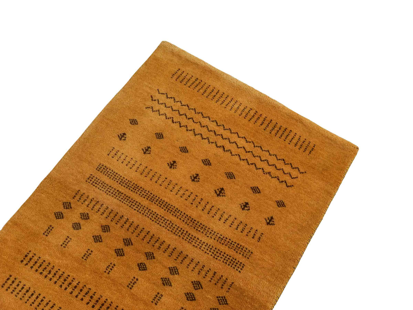 Handgeknüpfter Indo Loribaft Orientteppich von Khademi aus Wolle, gold. Geometrisches Nomaden-Design. Von Hand geknüpft in Indien. Größe: 92x59cm. Teppichnummer: KB4-1734. Verkauf durch Jupiter Intl.