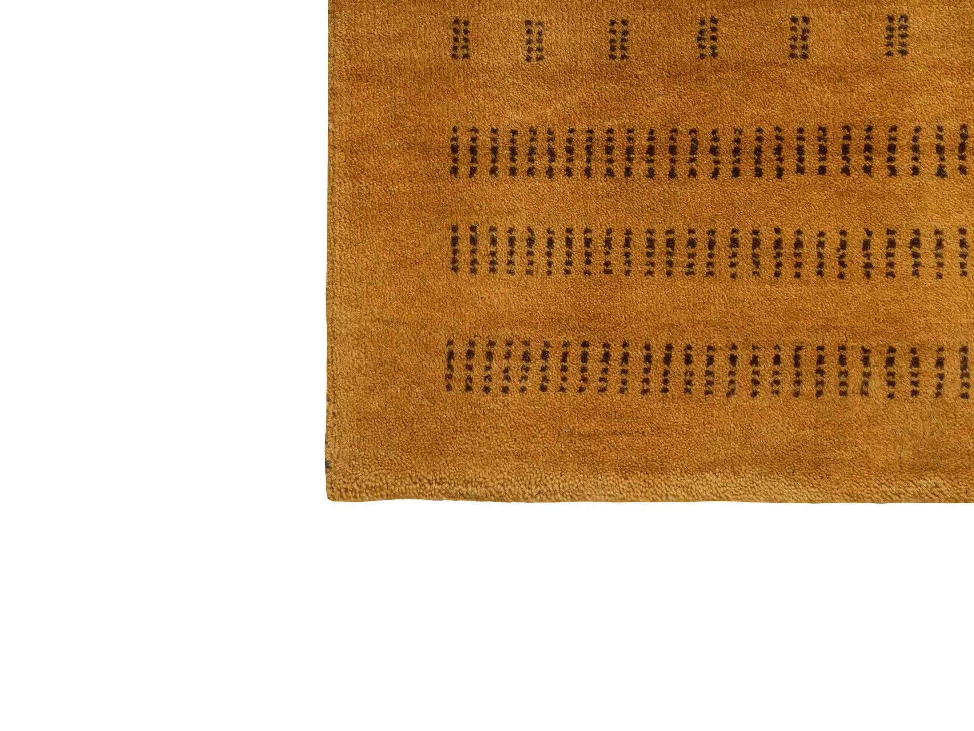 Handgeknüpfter Indo Loribaft Orientteppich von Khademi aus Wolle, gold. Geometrisches Nomaden-Design. Von Hand geknüpft in Indien. Größe: 92x59cm. Teppichnummer: KB4-1734. Verkauf durch Jupiter Intl.