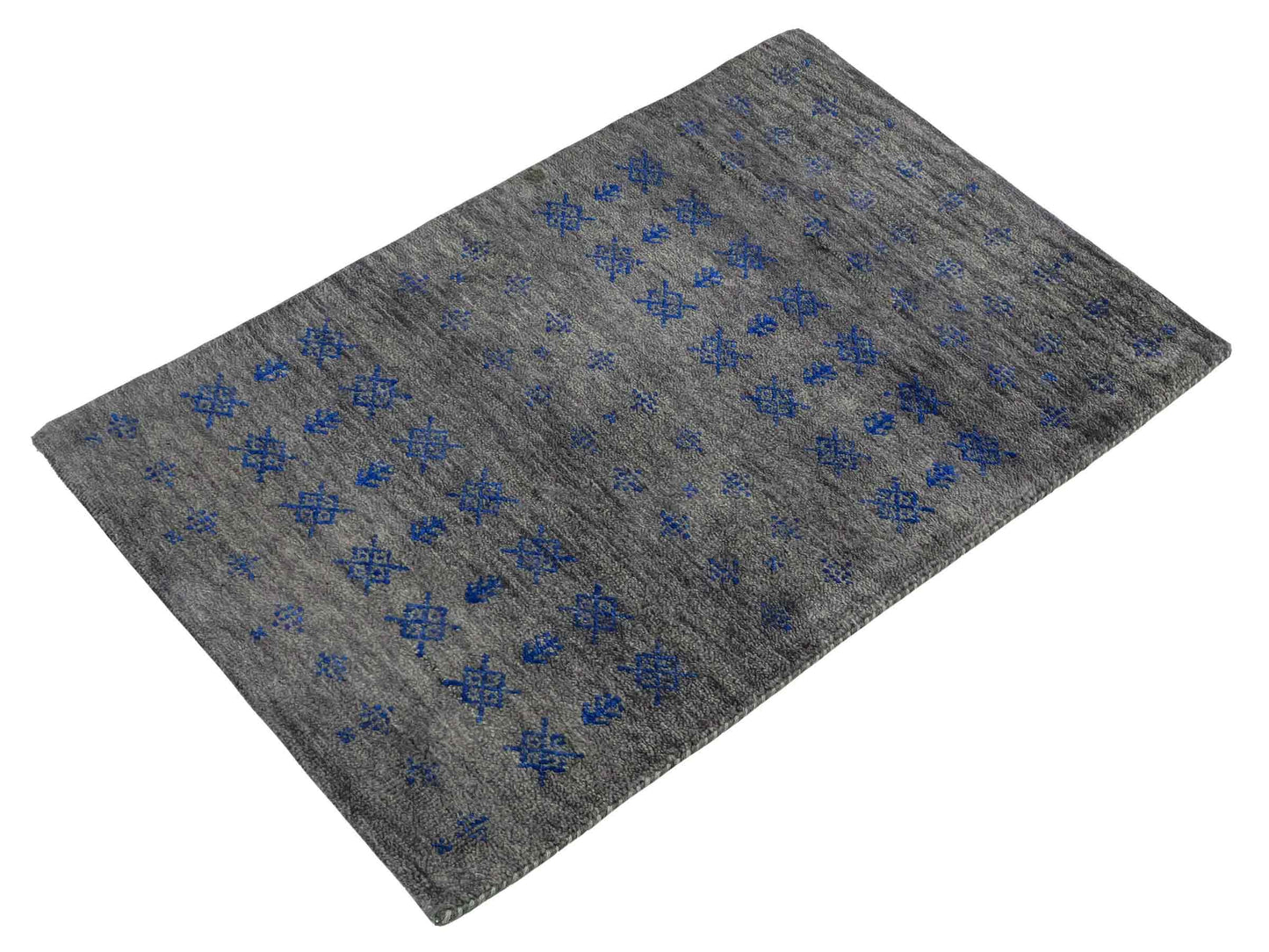 Handgeknüpfter Indo Loribaft Orientteppich von Khademi aus Wolle, grau. Geometrisches Nomaden-Design. Von Hand geknüpft in Indien. Größe: 92x61cm. Teppichnummer: KB4-1728. Verkauf durch Jupiter Intl.