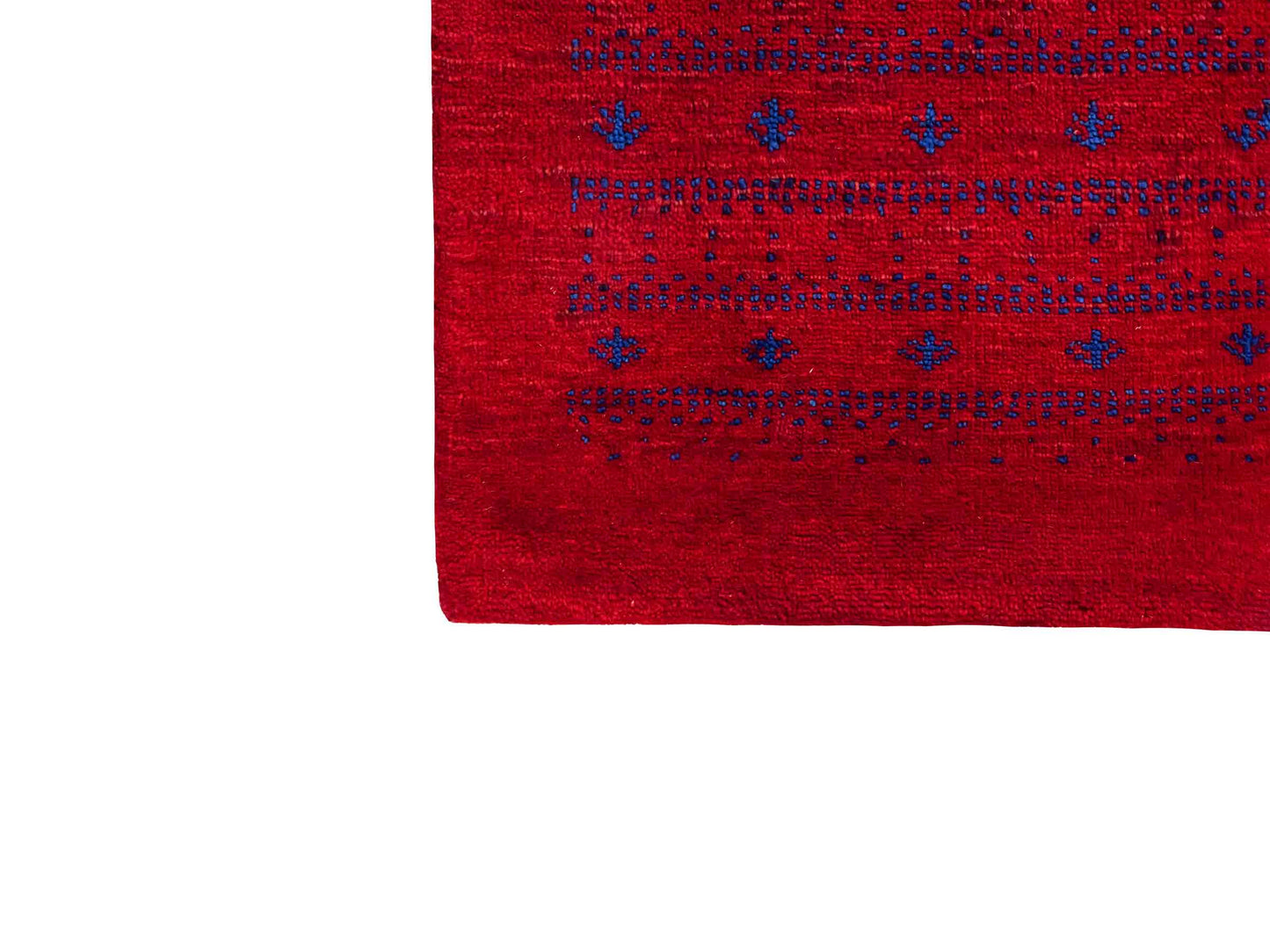 Handgeknüpfter Indo Loribaft Orientteppich von Khademi aus Wolle, rot. Geometrisches Nomaden-Design. Von Hand geknüpft in Indien. Größe: 92x64cm. Teppichnummer: KB4-1746. Verkauf durch Jupiter Intl.