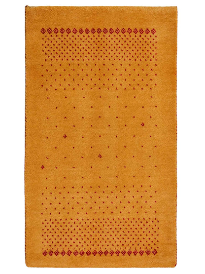 Handgeknüpfter Indo Loribaft Orientteppich von Khademi aus Wolle, gold. Geometrisches Nomaden-Design. Von Hand geknüpft in Indien. Größe: 93x61cm. Teppichnummer: KB4-1748. Verkauf durch Jupiter Intl.