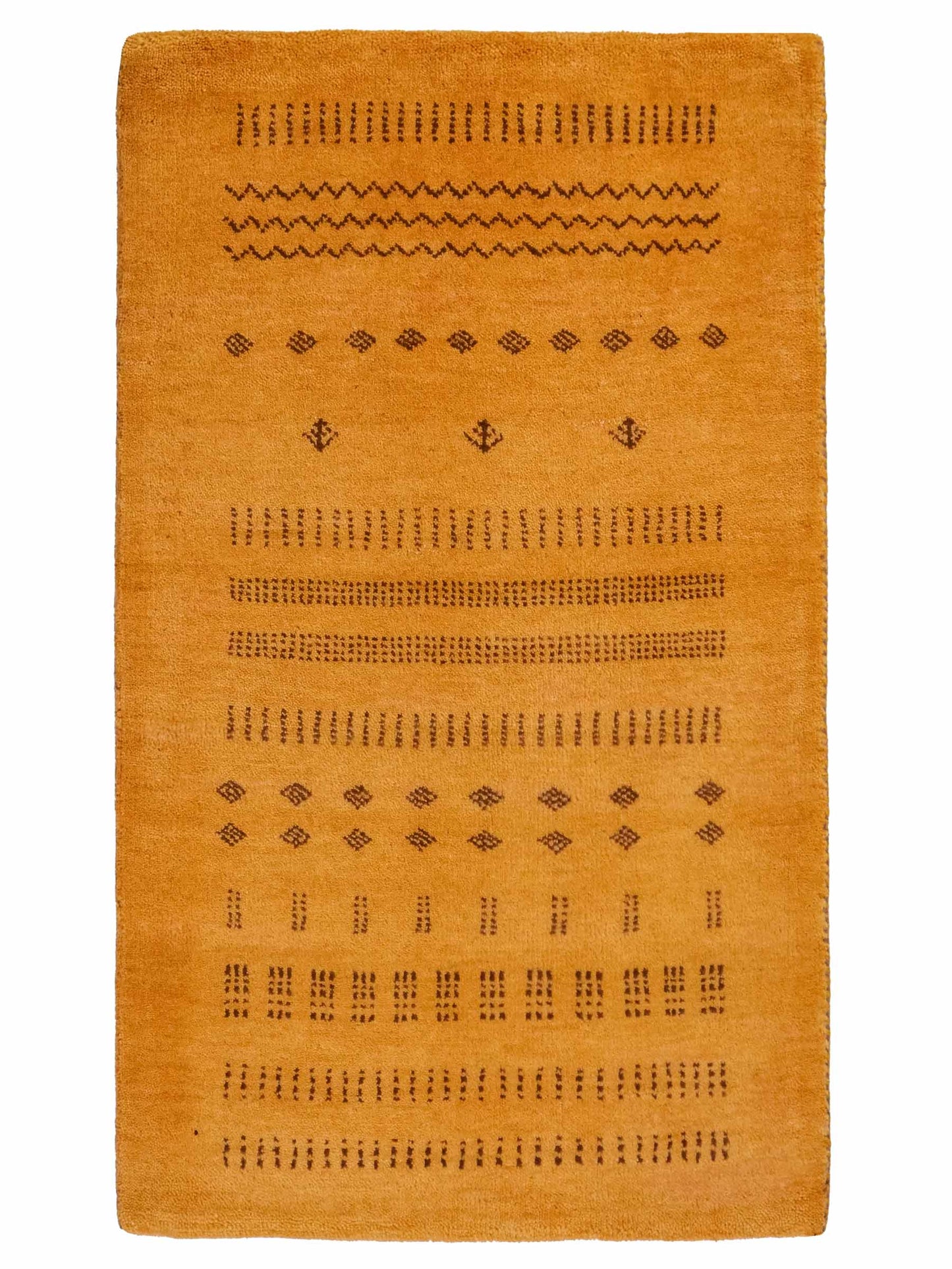 Handgeknüpfter Indo Loribaft Orientteppich von Khademi aus Wolle, gold. Geometrisches Nomaden-Design. Von Hand geknüpft in Indien. Größe: 94x62cm. Teppichnummer: KB4-1765. Verkauf durch Jupiter Intl.