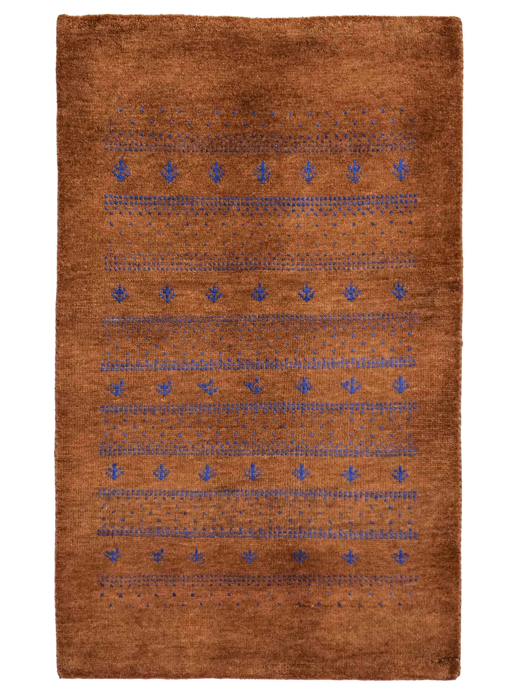 Handgeknüpfter Indo Loribaft Orientteppich von Khademi aus Wolle, braun. Geometrisches Nomaden-Design. Von Hand geknüpft in Indien. Größe: 94x63cm. Teppichnummer: KB4-1738. Verkauf durch Jupiter Intl.