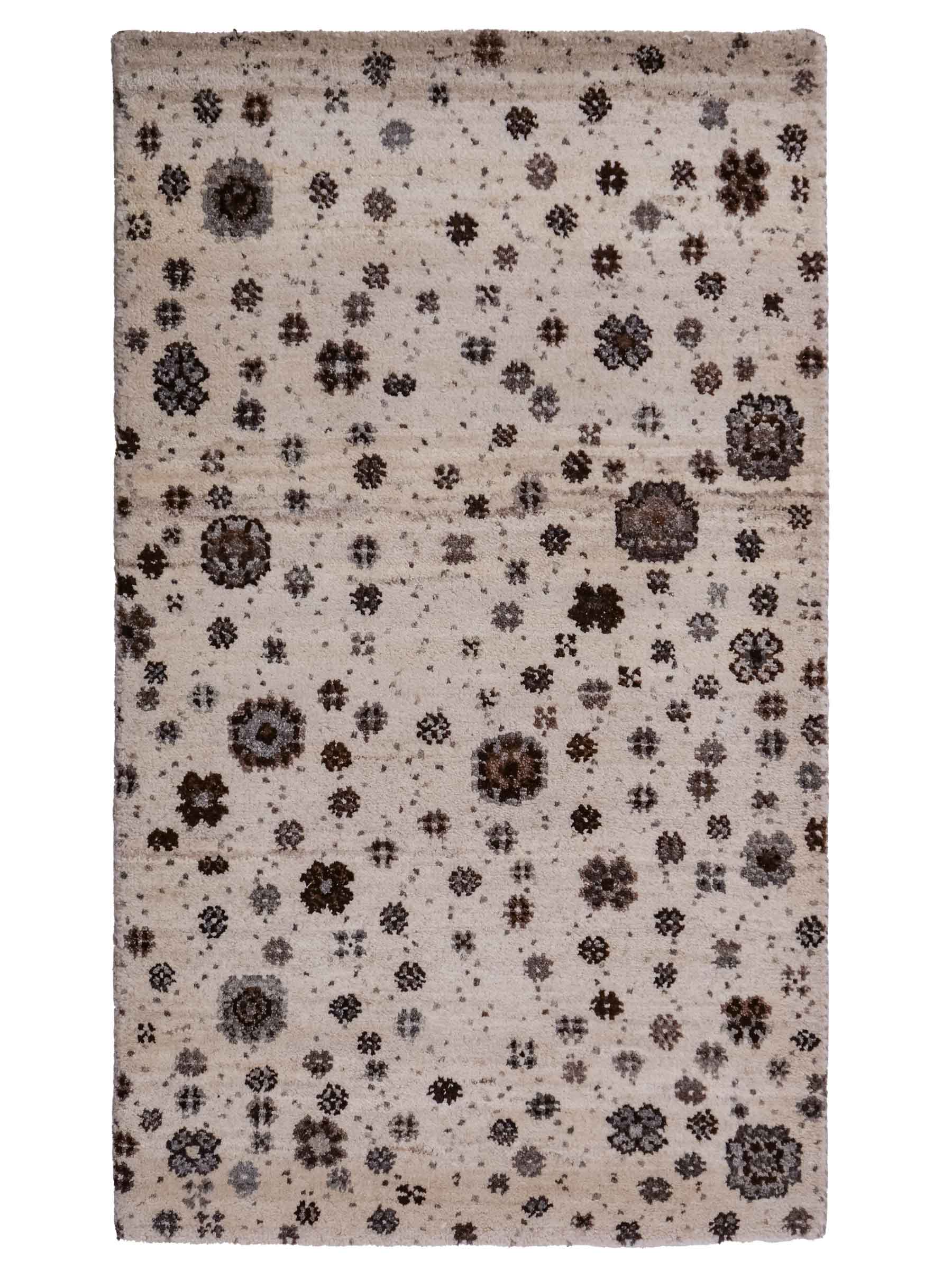 Handgeknüpfter Indo Loribaft Orientteppich von Khademi aus Wolle, cremeweiß. Florales Nomaden-Design. Von Hand geknüpft in Indien. Größe: 95x62cm. Teppichnummer: KB4-1727. Verkauf durch Jupiter Intl.