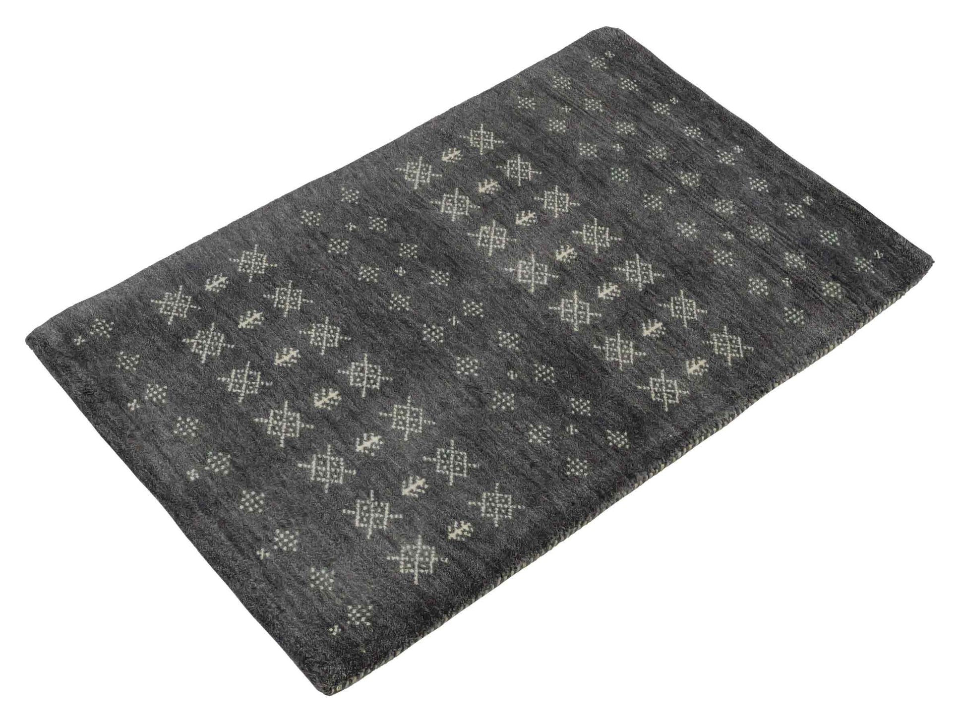 Handgeknüpfter Indo Loribaft Orientteppich von Khademi aus Wolle, grau. Geometrisches Nomaden-Design. Von Hand geknüpft in Indien. Größe: 96x61cm. Teppichnummer: KB4-1754. Verkauf durch Jupiter Intl.
