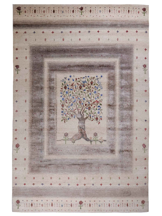 Handgeknüpfter Indo Loribaft Orientteppich von Khademi aus Wolle mit Bambusseide, cremeweiß. Geometrisches Nomaden-Design mit Lebensbaum. Von Hand geknüpft in Indien. Größe: 249x170cm. Teppichnummer: KB4-1713. Verkauf durch Jupiter Intl.