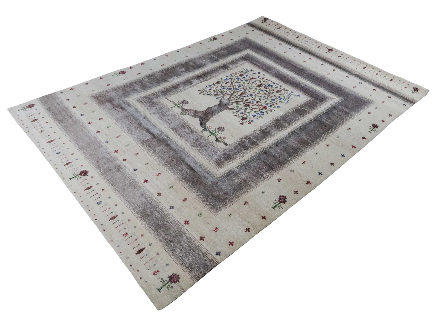 Handgeknüpfter Indo Loribaft Orientteppich von Khademi aus Wolle mit Bambusseide, cremeweiß. Geometrisches Nomaden-Design mit Lebensbaum. Von Hand geknüpft in Indien. Größe: 249x170cm. Teppichnummer: KB4-1713. Verkauf durch Jupiter Intl.