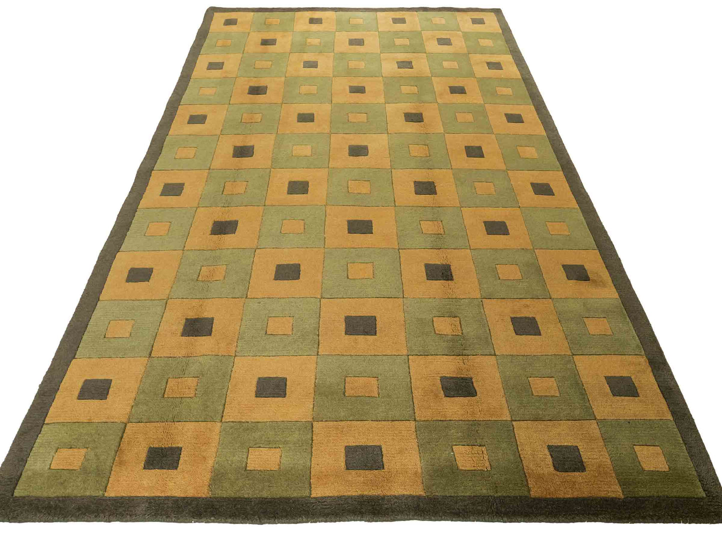 Handgeknüpfter Indo Nepal Orientteppich aus Wolle von Khademi. Größe: 245 x 155 cm. Farbe: Grün, beige. Verkauf durch JUPITER Intl.