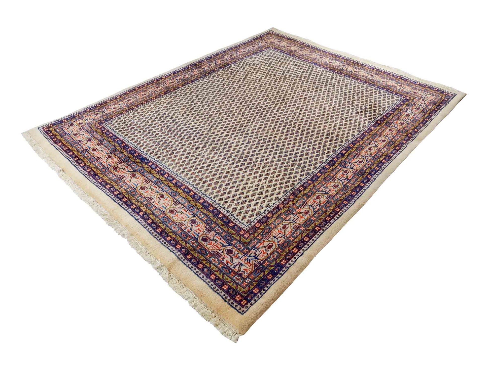 Feiner, handgeknüpfter indischer Sarough Mir Wollteppich von Khademi. Größe: 252 x 204 cm. Farbe: Cremeweiß. Verkauf durch JUPITER Intl.
