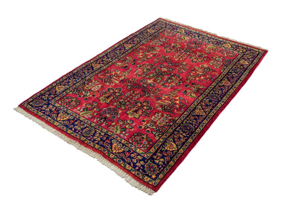 Handgeknüpfter, indischer Orientteppich mit Sarough Design von Khademi aus Wolle, rot. 172x116 cm. Verkauf durch Jupiter Intl.