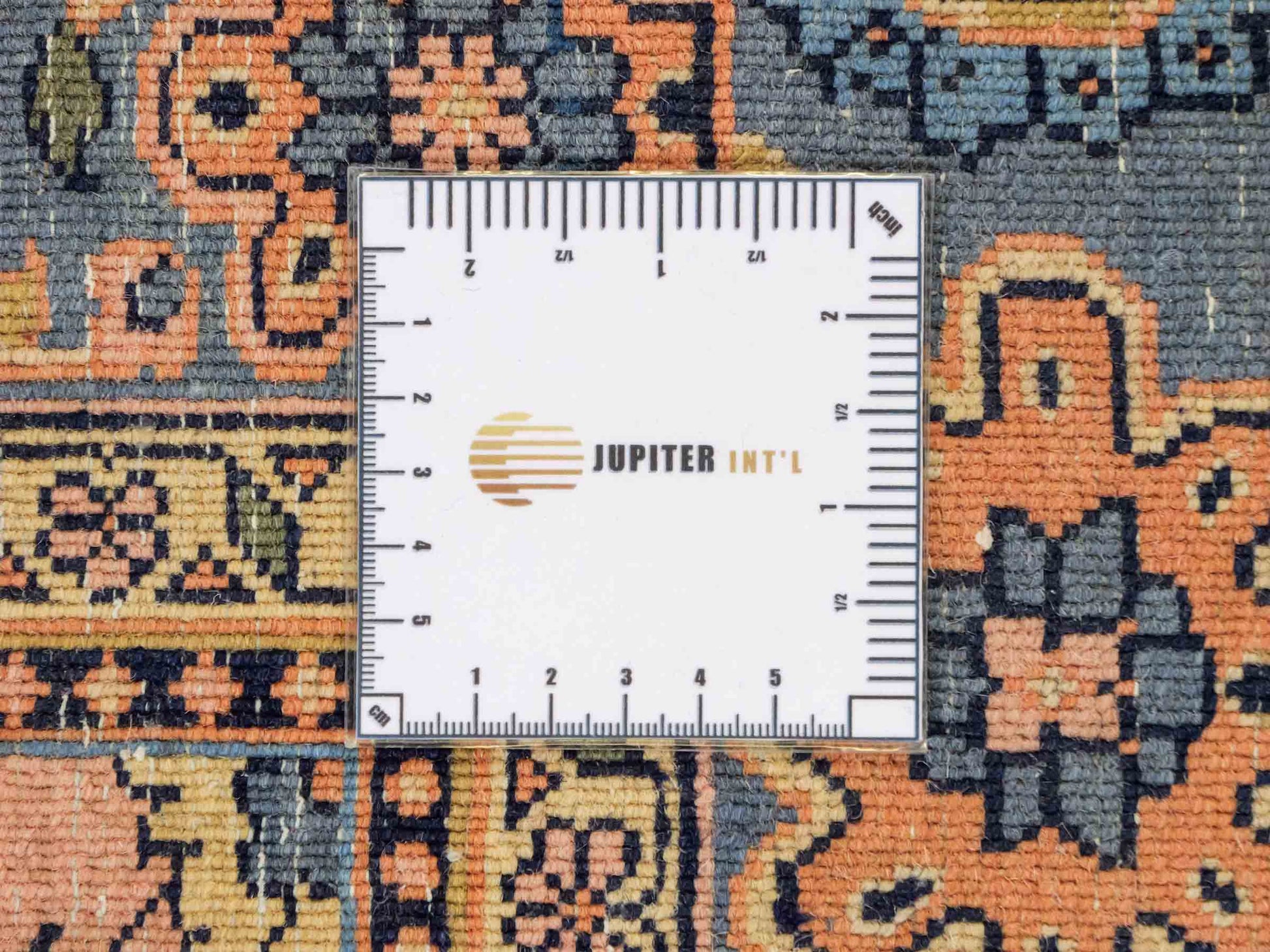 Handgeknüpfter, indischer Orientteppich mit Sarough Design von Khademi aus Wolle, rot. 178x126 cm. Verkauf durch Jupiter Intl.