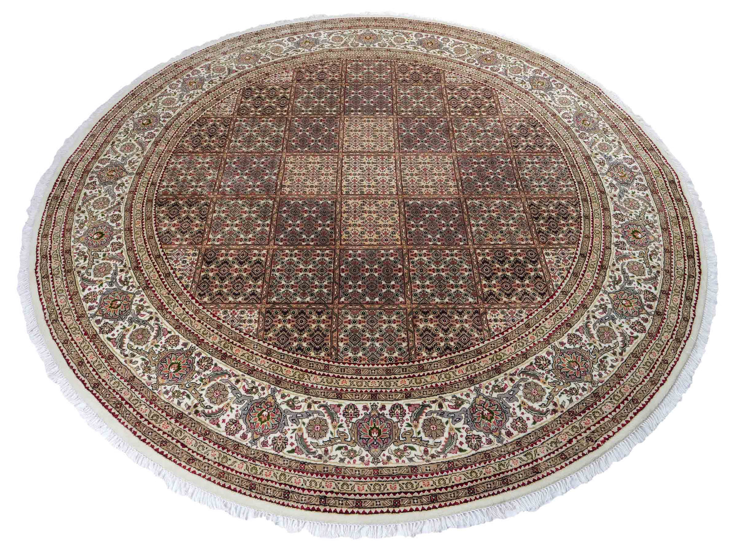 Sehr feiner, runder, handgeknüpfter Khademi Indo Täbriz Mahi aus Wolle, beige, braun und creme. 256x246 cm. Vertrieb durch Jupiter Intl.