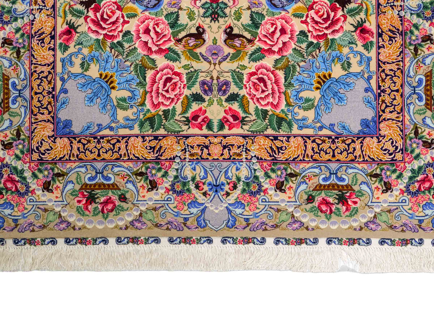 Sehr feiner, handgeknüpfter Khademi Orientteppich mit Isfahan Design aus Wolle und Seide, grau. 190x123 cm. Vertrieb durch Jupiter Intl.