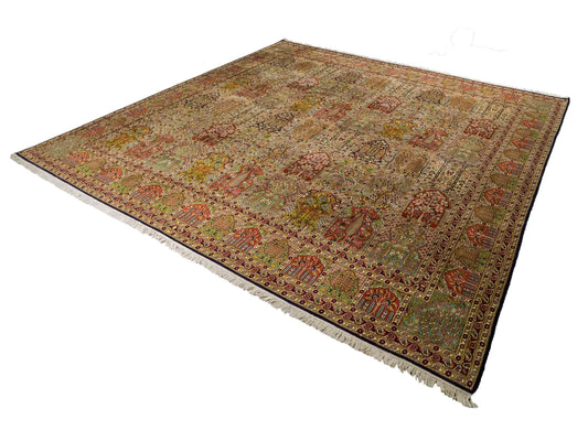 Sehr feiner, handgeknüpfter Kaschmir Seide Orientteppich von Khademi, blau, grün, multicolor. 311x303 cm. Verkauf durch Jupiter Intl.