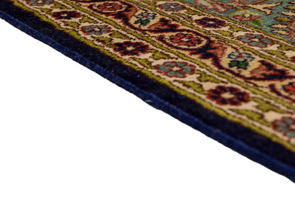 Sehr feiner, handgeknüpfter Kaschmir Seide Orientteppich von Khademi, blau, grün, multicolor. 311x303 cm. Verkauf durch Jupiter Intl.