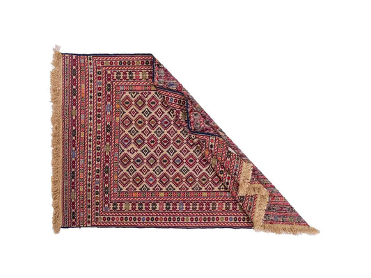 Handgefertigter Kelim Afghan Teppich aus Wolle von Khademi. Größe 138 x 90 cm. Farbe: Beige, rot, blau. Verkauf durch JUPITER Intl.