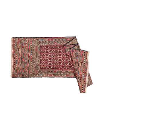 Handgefertigter Kelim Afghan Teppich aus Wolle von Khademi. Größe 280 x 87 cm. Farbe: Rot, beige. Verkauf durch JUPITER Intl.