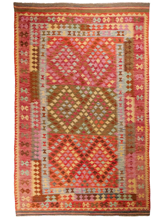 Handgefertigter Kelim Afghan Teppich aus Wolle von Khademi. Größe 296 x 190 cm. Farbe: Rosa, rot, grün. Verkauf durch JUPITER Intl.