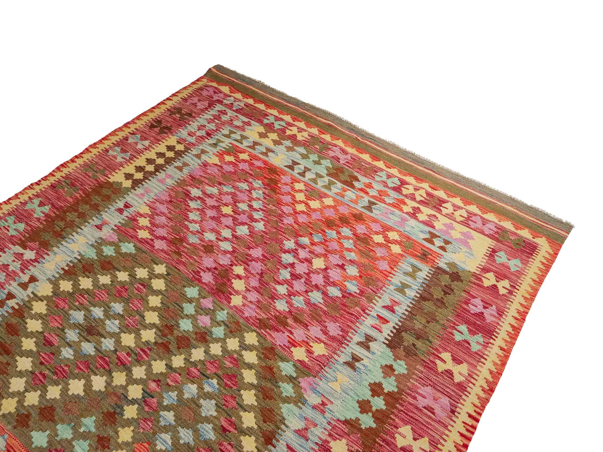 Handgefertigter Kelim Afghan Teppich aus Wolle von Khademi. Größe 296 x 190 cm. Farbe: Rosa, rot, grün. Verkauf durch JUPITER Intl.