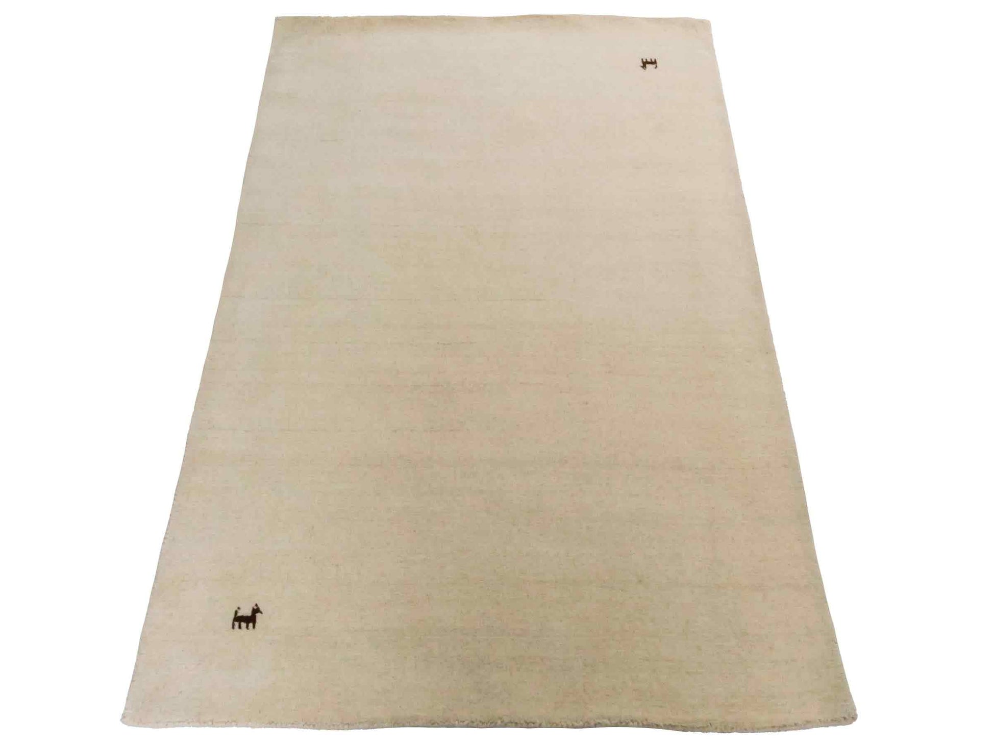 Moderner, Handloom Lori Gabbeh Orientteppich von Khademi aus Wolle, cremeweiß. Nomaden-Design. Produziert in Indien. Größe: 141x102cm. Teppichnummer: KB4-1561. Verkauf durch Jupiter Intl.