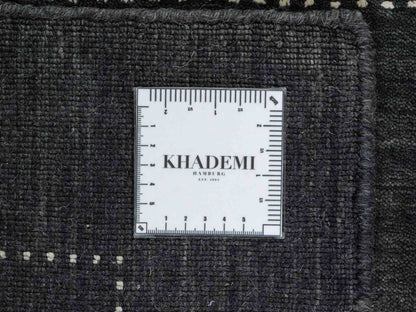 Moderner, Handloom Lori Gabbeh Orientteppich von Khademi aus Wolle, anthrazit. Nomaden-Design. Produziert in Indien. Größe: 152x92cm. Teppichnummer: KB4-1543. Verkauf durch Jupiter Intl.