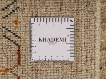 Moderner, Handloom Lori Orientteppich von Khademi aus Wolle, cremeweiß. Geometrisches Design. Produziert in Indien. Größe: 153x83cm. Teppichnummer: KB4-1529. Verkauf durch Jupiter Intl.