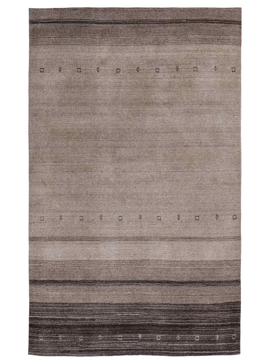 Moderner, Handloom Lori Gabbeh Orientteppich von Khademi aus Wolle, grau, greige. Geometrisches Nomaden-Design. Produziert in Indien. Größe: 180x116cm. Teppichnummer: KB4-1800. Verkauf durch Jupiter Intl.