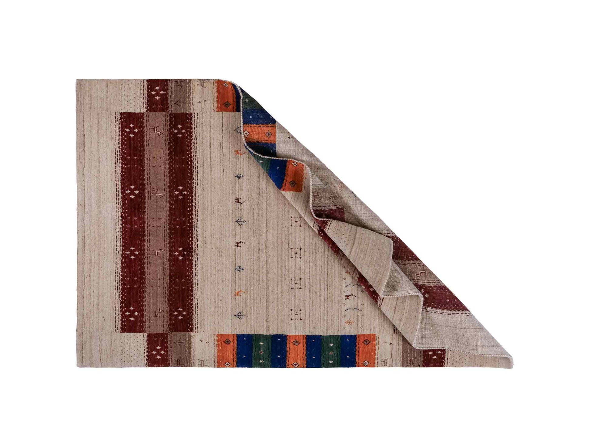 Moderner, Handloom Lori Gabbeh Orientteppich von Khademi aus Wolle, cremeweiß, mehrfarbig. Geometrisches Nomaden-Design. Produziert in Indien. Größe: 182x120cm. Teppichnummer: KB4-1799. Verkauf durch Jupiter Intl.