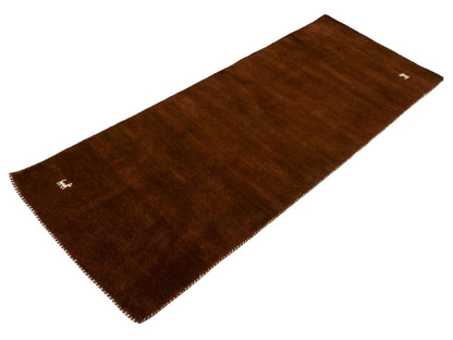 Moderner, Handloom Lori Gabbeh Orientteppich von Khademi aus Wolle, braun. Nomaden-Design. Produziert in Indien. Größe: 198x76cm. Teppichnummer: KB4-1595. Verkauf durch Jupiter Intl.