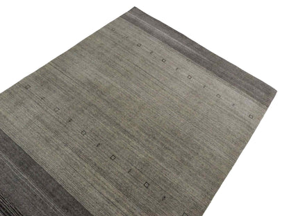 Moderner, Handloom Lori Gabbeh Orientteppich von Khademi aus Wolle, braun, grau, cremeweiß. Geometrisches Nomaden-Design. Produziert in Indien. Größe: 199x138cm. Teppichnummer: KB4-1773. Verkauf durch Jupiter Intl.