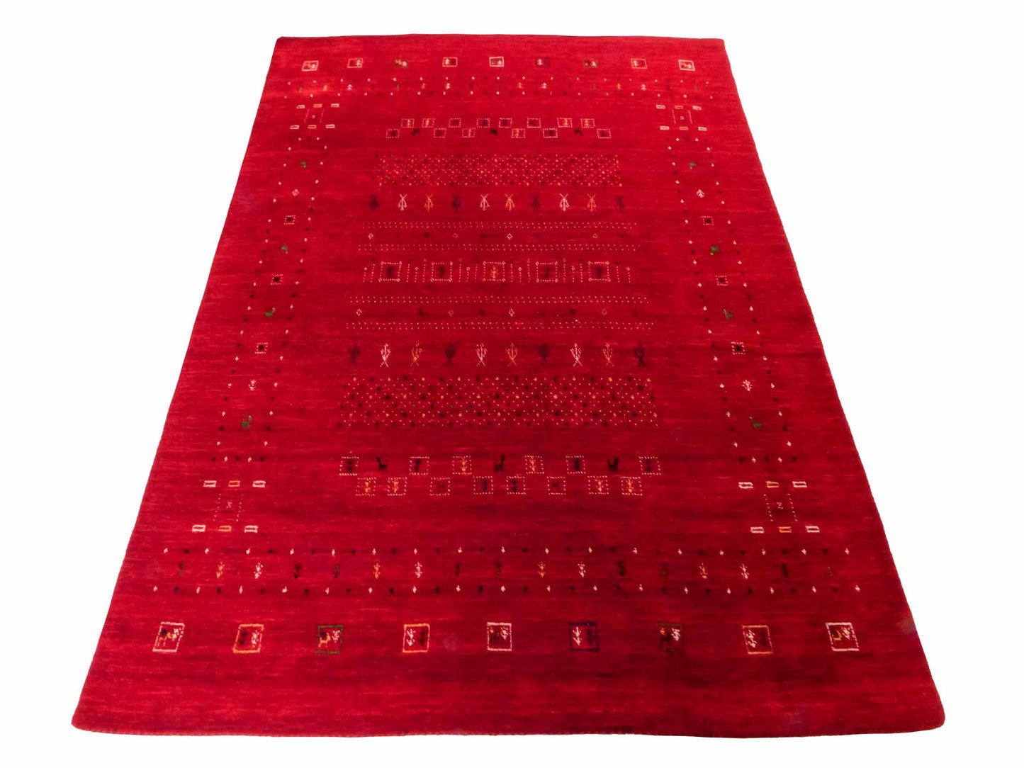Moderner, Handloom Lori Gabbeh Orientteppich von Khademi aus Wolle, rot. Geometrisches Nomaden-Design. Produziert in Indien. Größe: 199x139cm. Teppichnummer: KB4-1794. Verkauf durch Jupiter Intl.