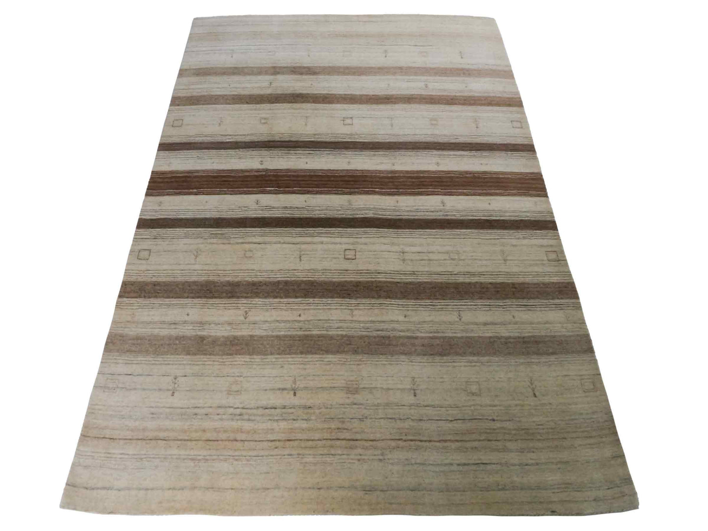 Moderner, Handloom Lori Gabbeh Orientteppich von Khademi aus Wolle, braun, beige, cremeweiß. Geometrisches Nomaden-Design. Produziert in Indien. Größe: 200x132cm. Teppichnummer: KB4-1774. Verkauf durch Jupiter Intl.