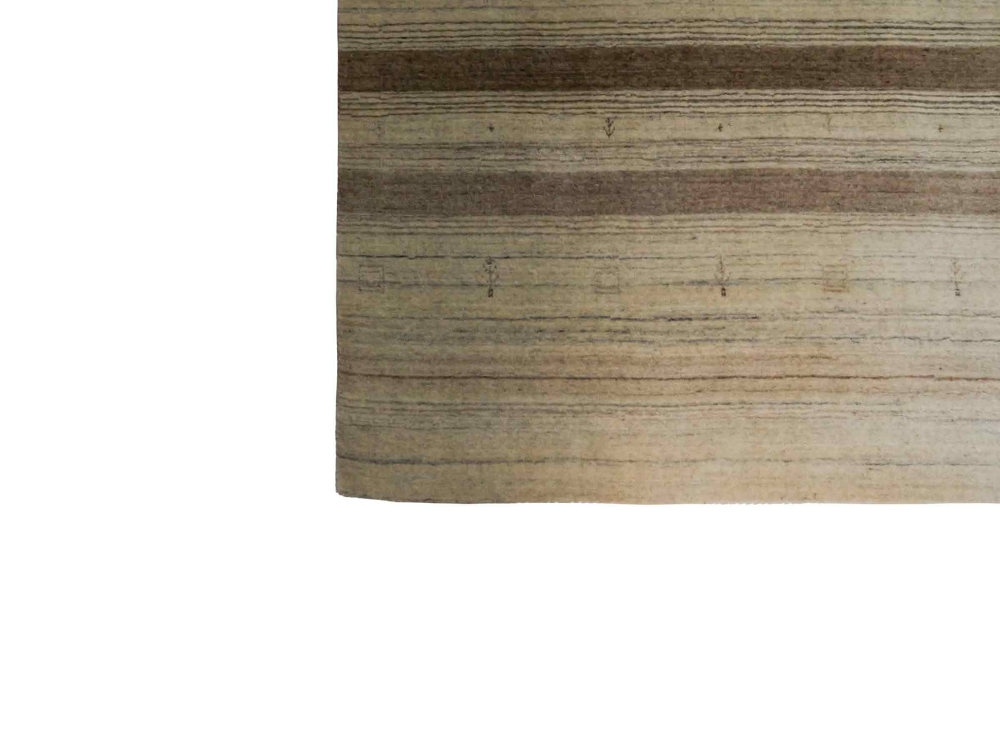 Moderner, Handloom Lori Gabbeh Orientteppich von Khademi aus Wolle, braun, beige, cremeweiß. Geometrisches Nomaden-Design. Produziert in Indien. Größe: 200x132cm. Teppichnummer: KB4-1774. Verkauf durch Jupiter Intl.