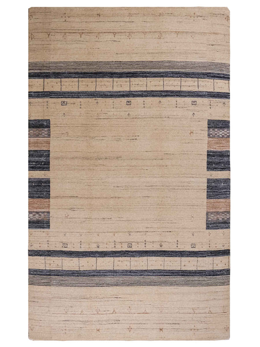 Moderner, Handloom Lori Gabbeh Orientteppich von Khademi aus Wolle, blau, cremeweiß. Geometrisches Nomaden-Design. Produziert in Indien. Größe: 201x134cm. Teppichnummer: KB4-1775. Verkauf durch Jupiter Intl.