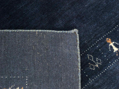 Moderner, Handloom Lori Gabbeh Orientteppich von Khademi aus Wolle, blau, navy. Geometrisches Nomaden-Design. Produziert in Indien. Größe: 201x138cm. Teppichnummer: KB4-1783. Verkauf durch Jupiter Intl.