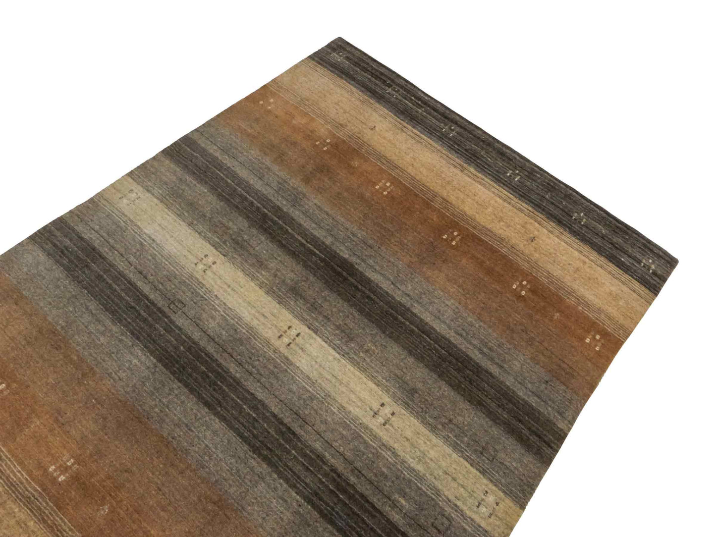 Moderner, Handloom Lori Gabbeh Orientteppich von Khademi aus Wolle, braun, grau, beige. Geometrisches Nomaden-Design. Produziert in Indien. Größe: 202x138cm. Teppichnummer: KB4-1781. Verkauf durch Jupiter Intl.