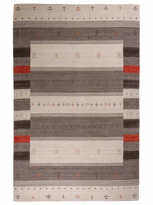 Moderner, Handloom Lori Gabbeh Orientteppich von Khademi aus Wolle, cremeweiß, grau. Geometrisches Nomaden-Design. Produziert in Indien. Größe: 248x170cm. Teppichnummer: KB4-1828. Verkauf durch Jupiter Intl.