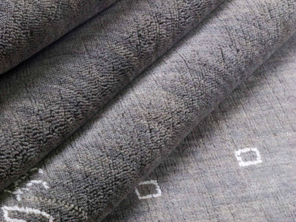 Moderner, Handloom Lori Gabbeh Orientteppich von Khademi aus Wolle, grau. Nomaden-Design. Produziert in Indien. Größe: 298x201cm. Teppichnummer: KB4-1612. Verkauf durch Jupiter Intl.